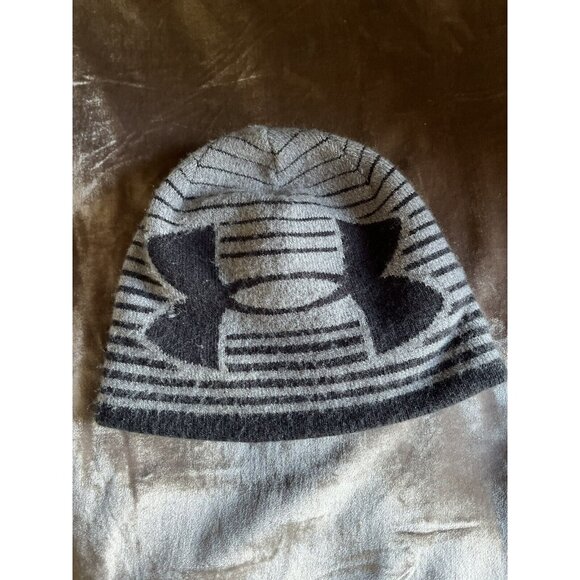 Under Armour Black & Grey Beanie Knit Winter Hat EUC Youth Boy's One Size OS - Picture 13 of 13